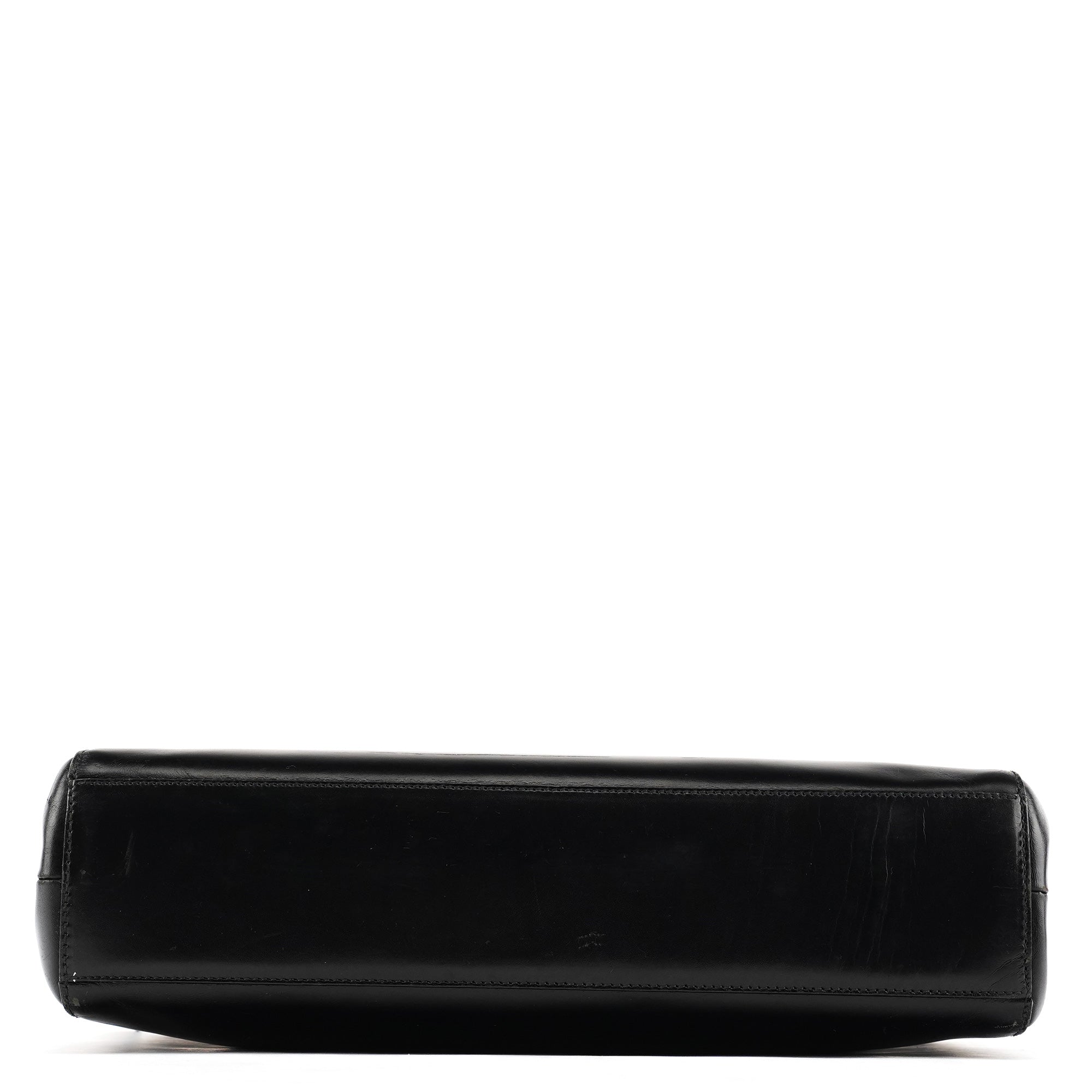 Prada Vitello Chic Schultertasche aus schwarzem Leder