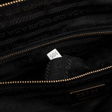 Prada Sac porté épaule Chic en cuir de veau noir