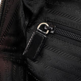 Prada Vitello Chic Schultertasche aus schwarzem Kalbsleder