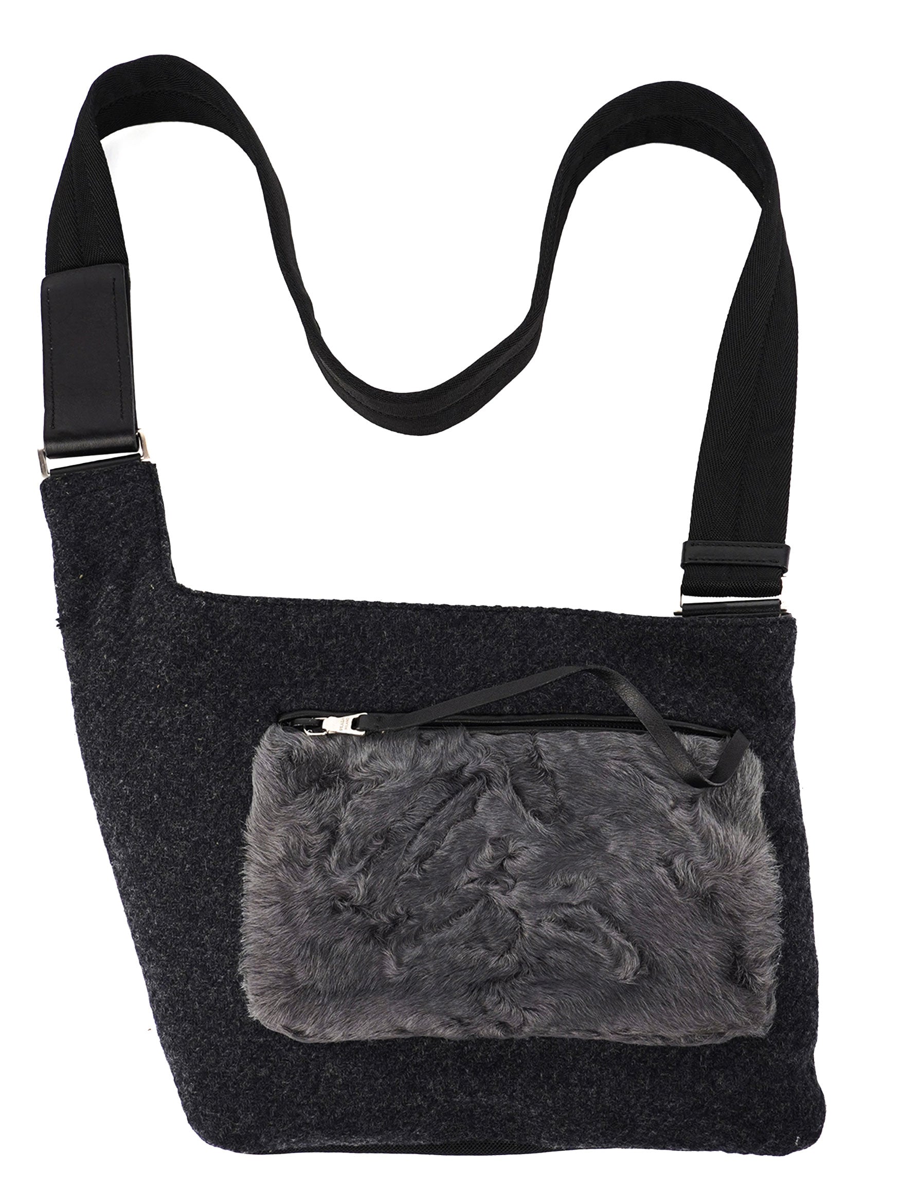 Prada Sac bandoulière en laine et fourrure noires