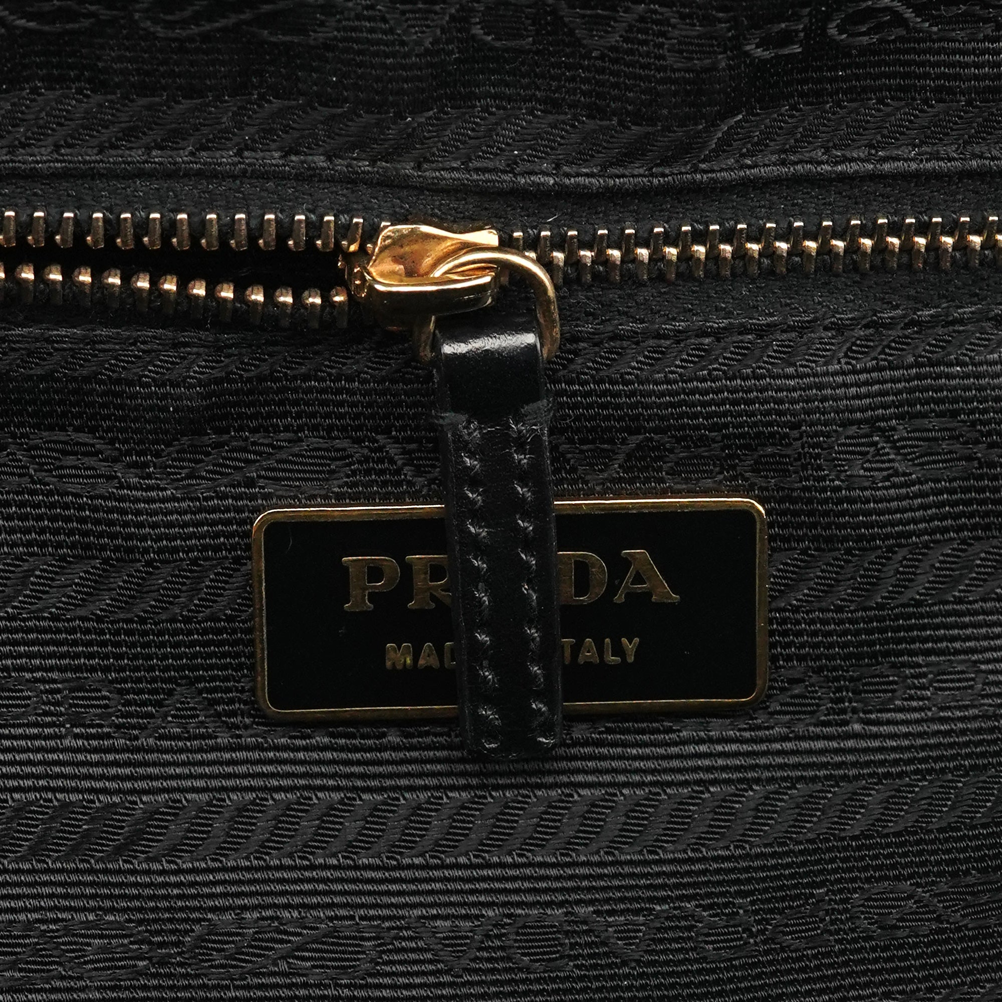 Prada BN0315 Black Vitello Chic Shoulder Bag