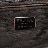 Prada Vitello Schultertasche mit Schnalle aus braunem Leder