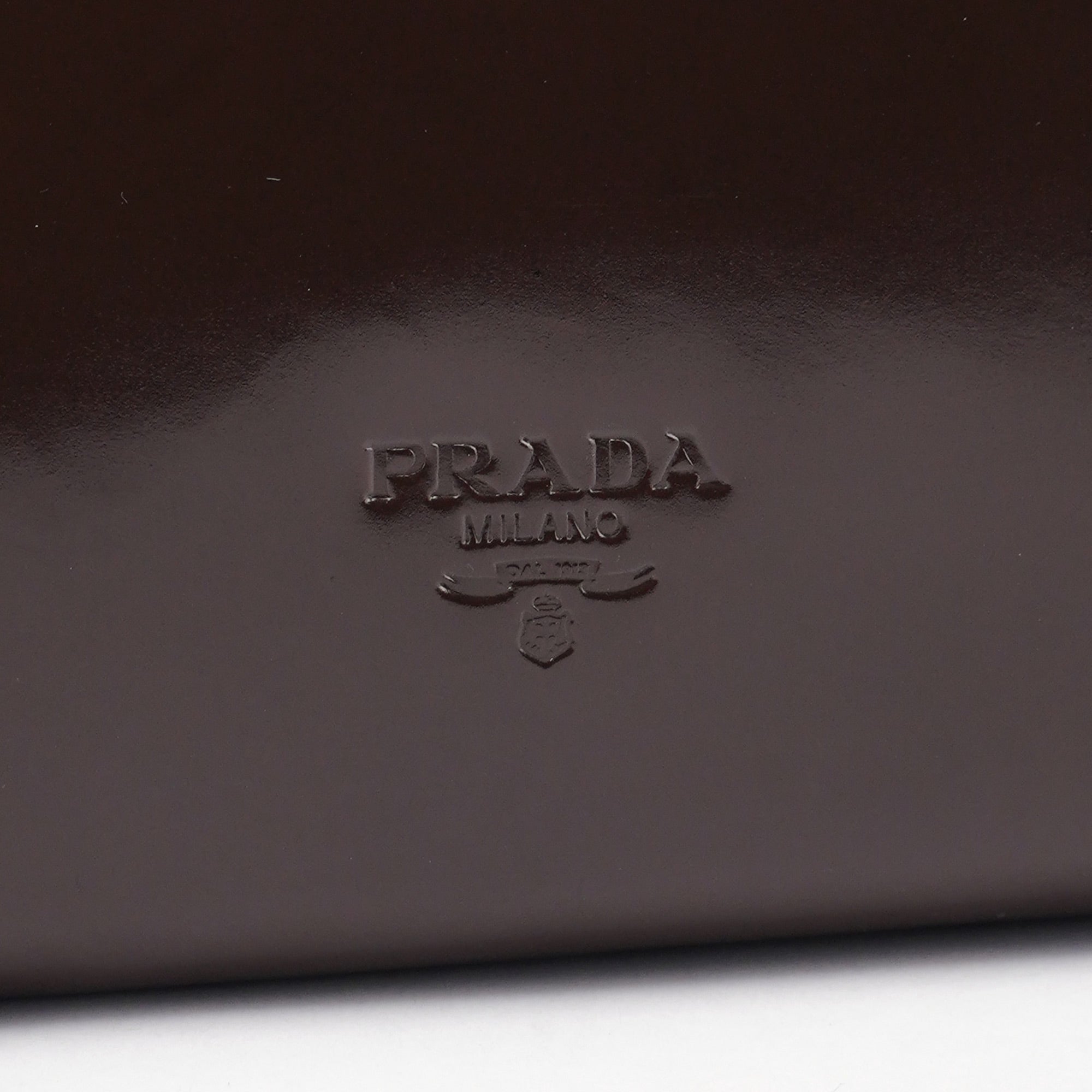 Prada Sac à main Spazzolato en cuir verni marron