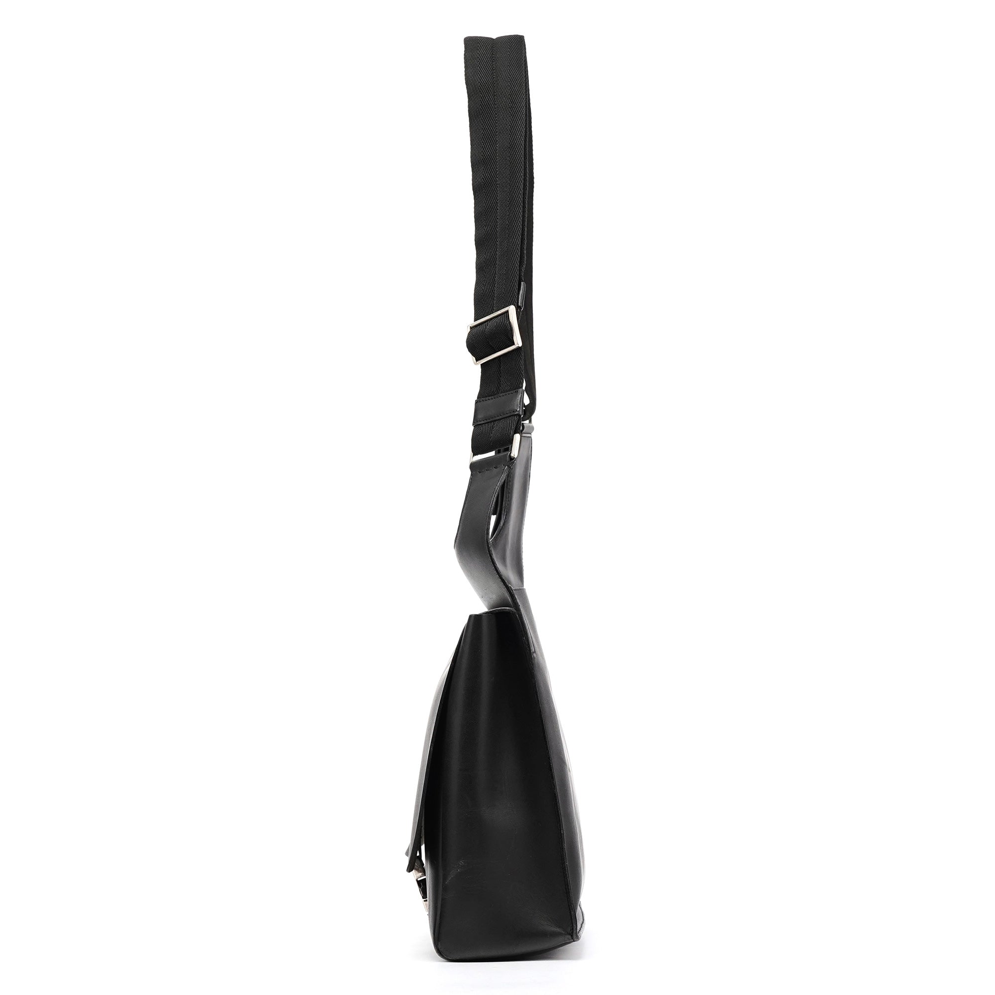 Prada Autunno 1999 Borsa a spalla con fibbia in pelle nera