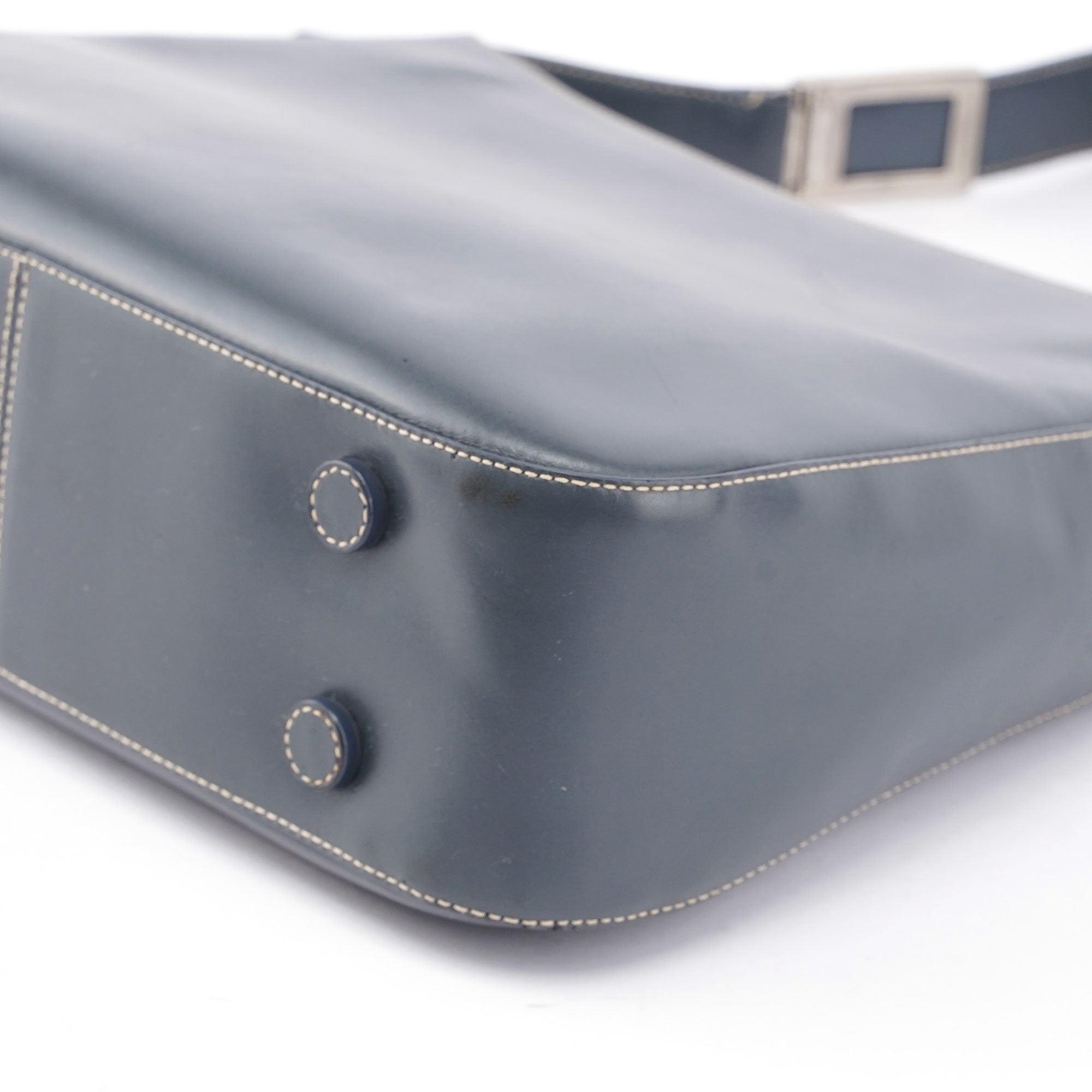 Prada Sac porté épaule en cuir de veau gris