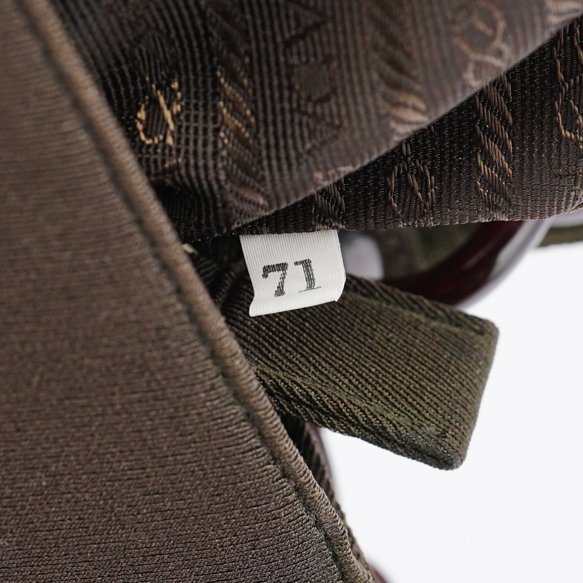 Prada Tessuto Schultertasche mit Kette in Militärgrün