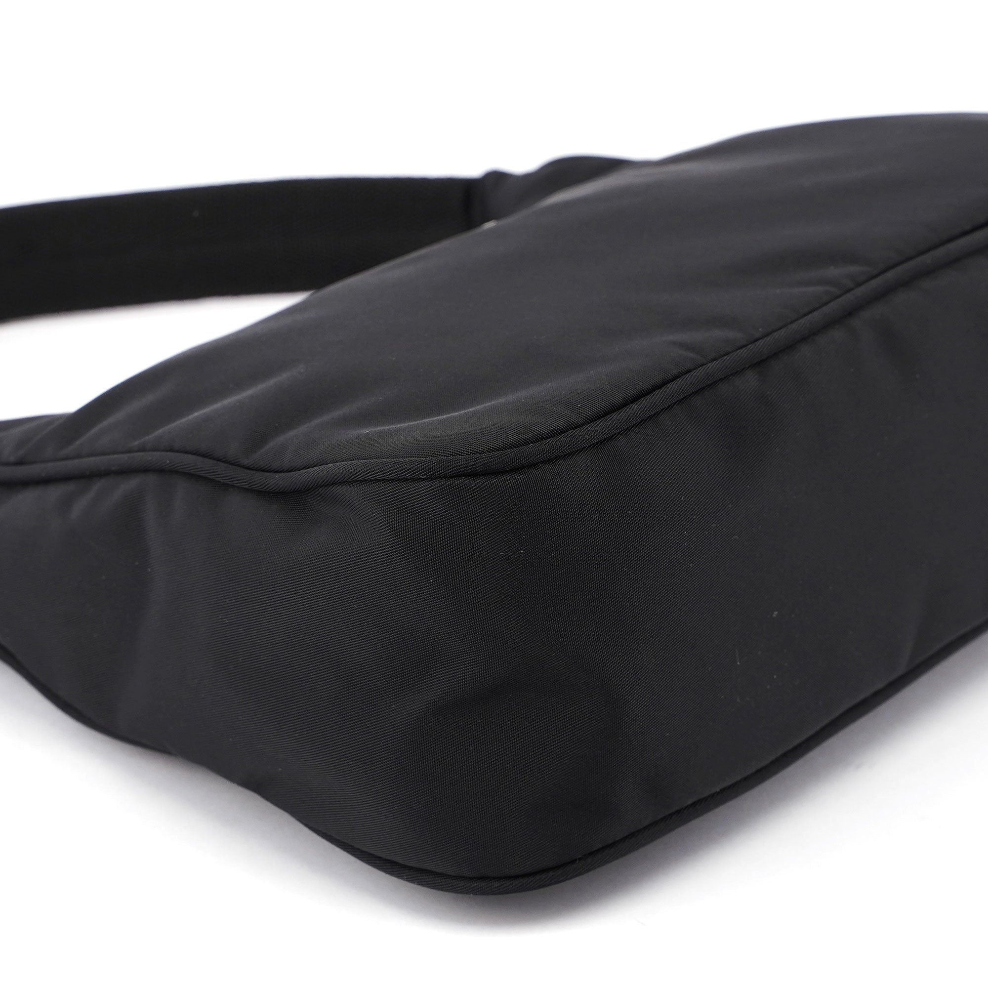 Prada MV519 Mini sac hobo Prada Tessuto en nylon noir