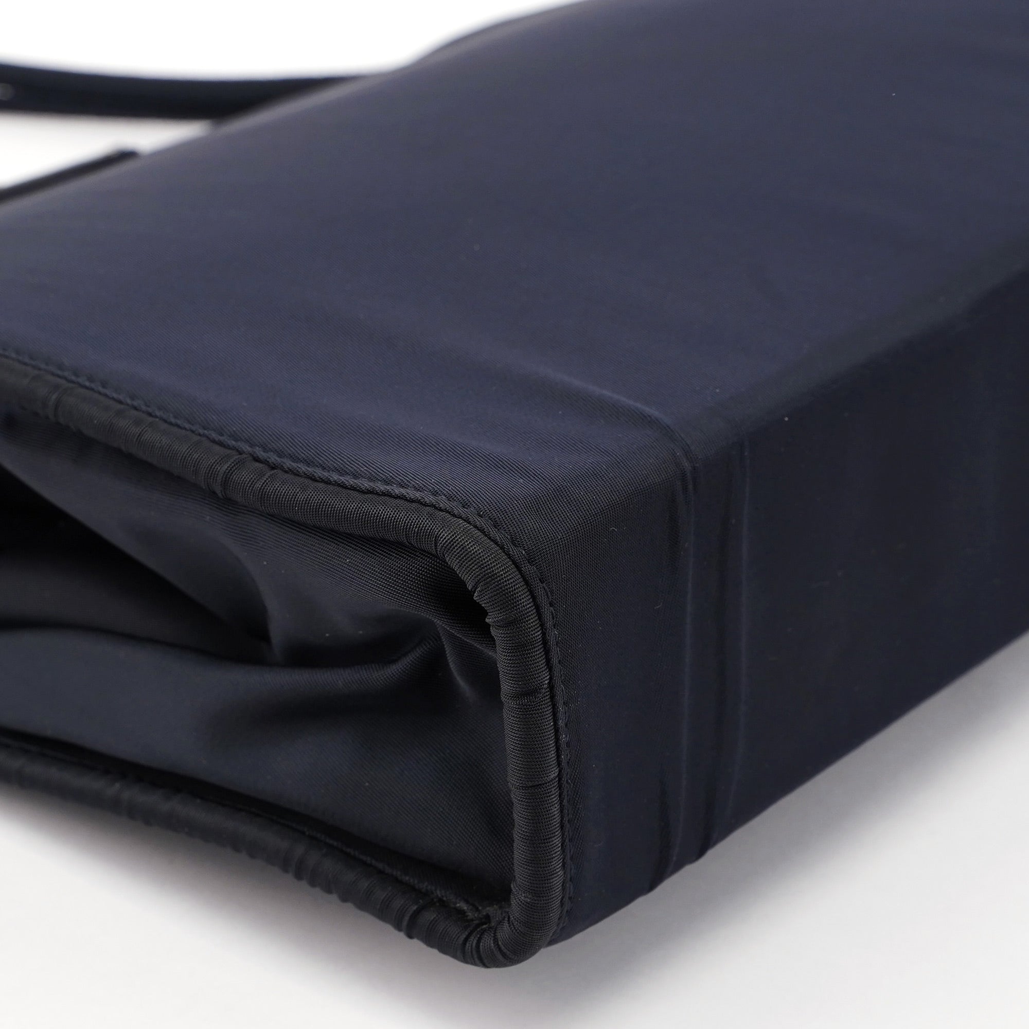Prada Borsa tote Tessuto City in nylon blu navy