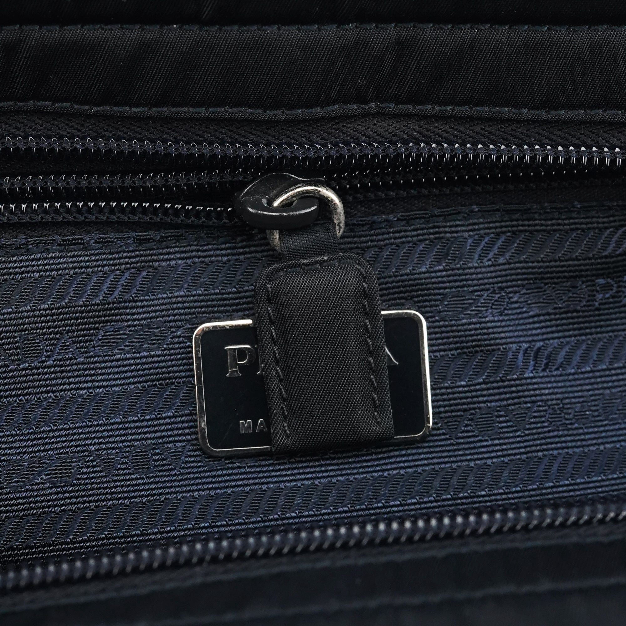 Prada Sac cabas Tessuto Metal en nylon bleu marine