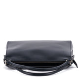 Prada Vitello Chic Schultertasche aus marineblauem Kalbsleder