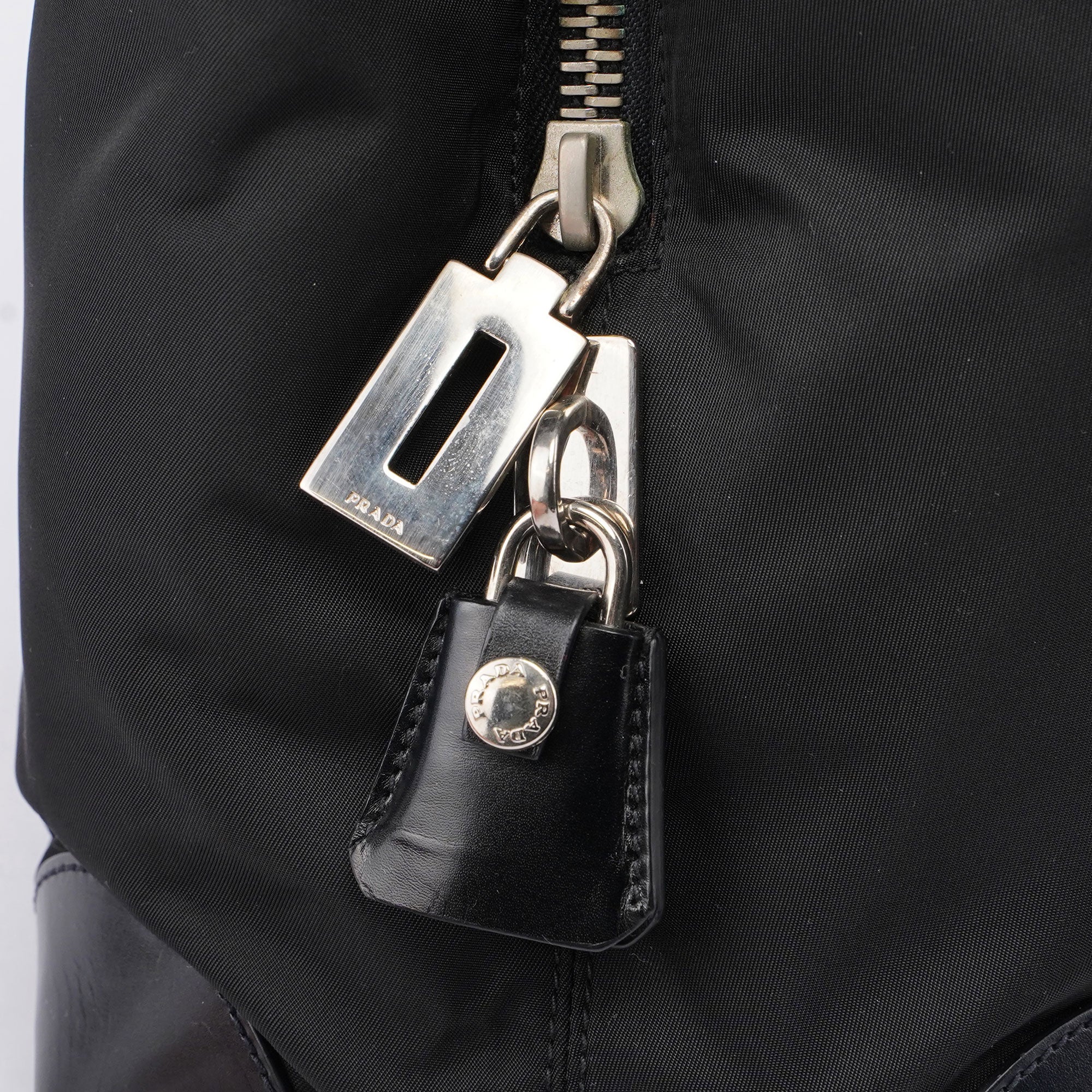 Prada Sac cabas Prada Tessuto en nylon noir
