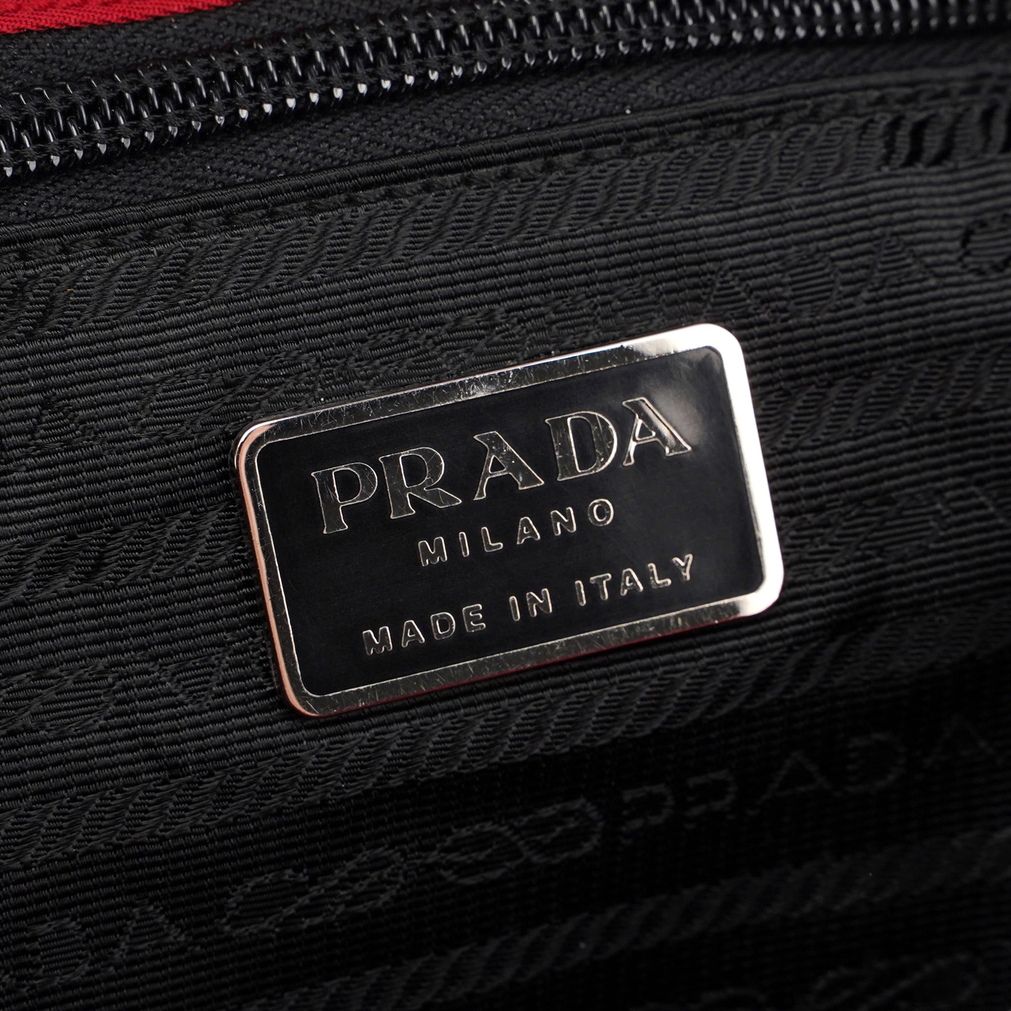 Prada Sac porté épaule Tessuto en nylon rouge