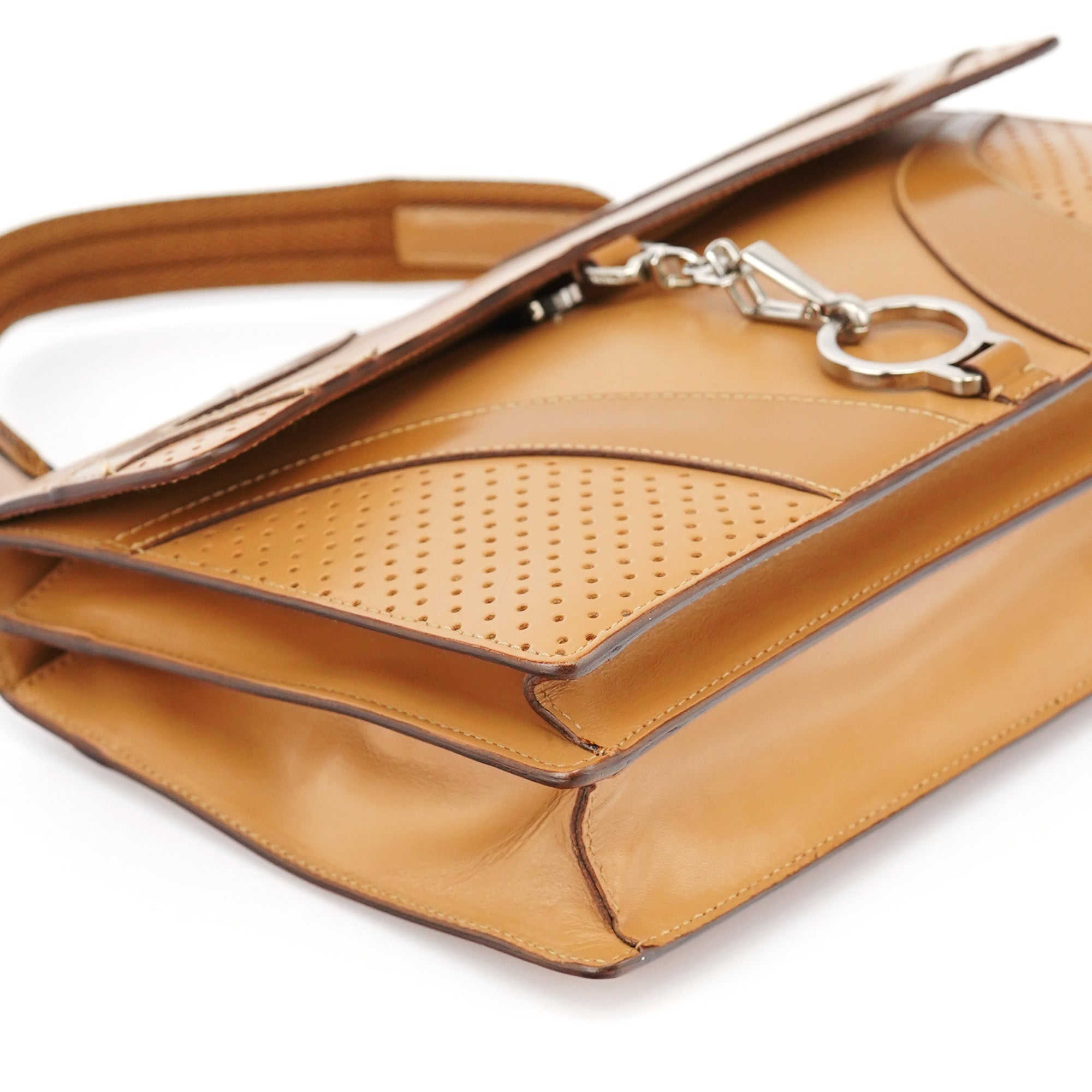 Prada Printemps 2000 Sac à poignée en cuir de veau beige