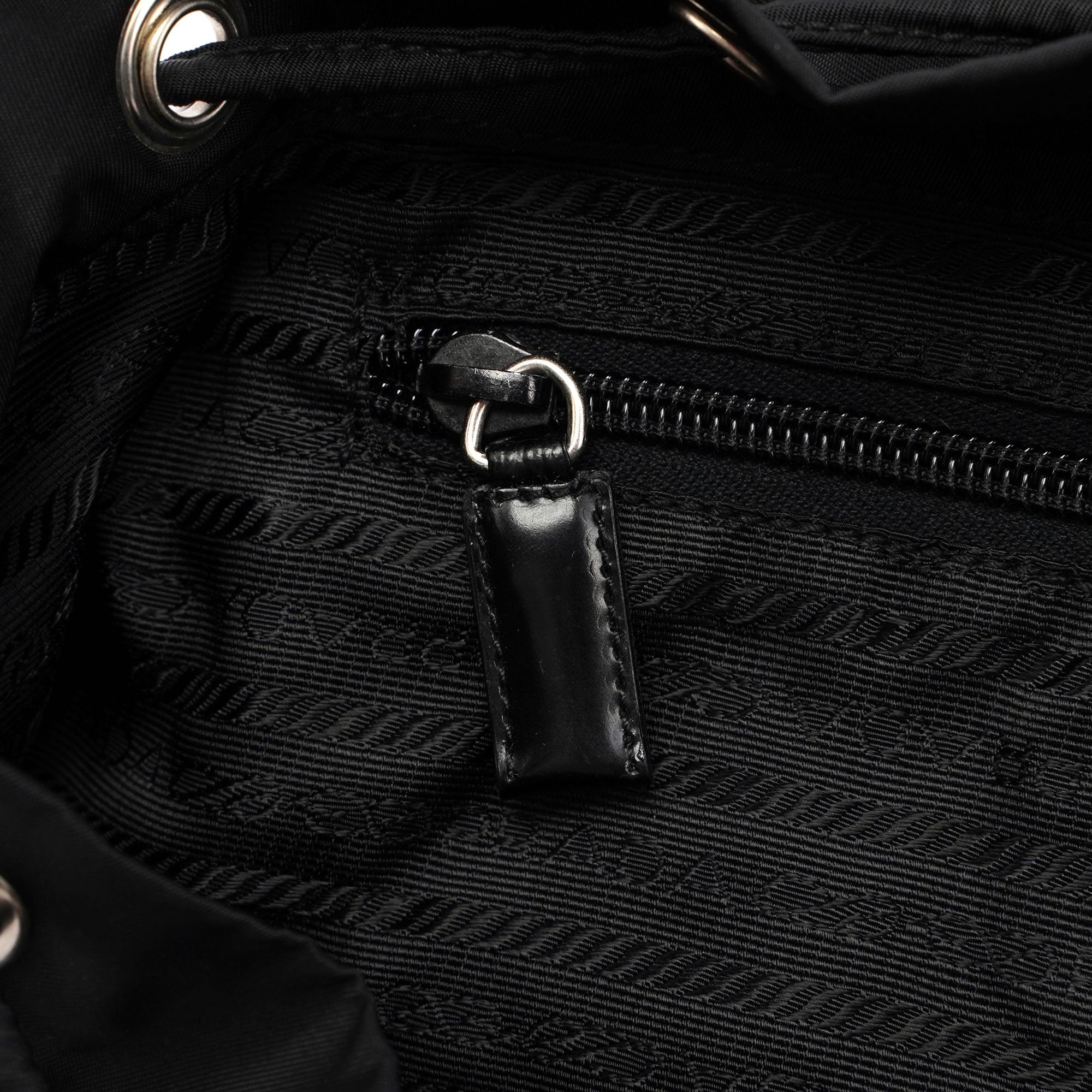 Prada Tessuto Rucksack aus Nylon