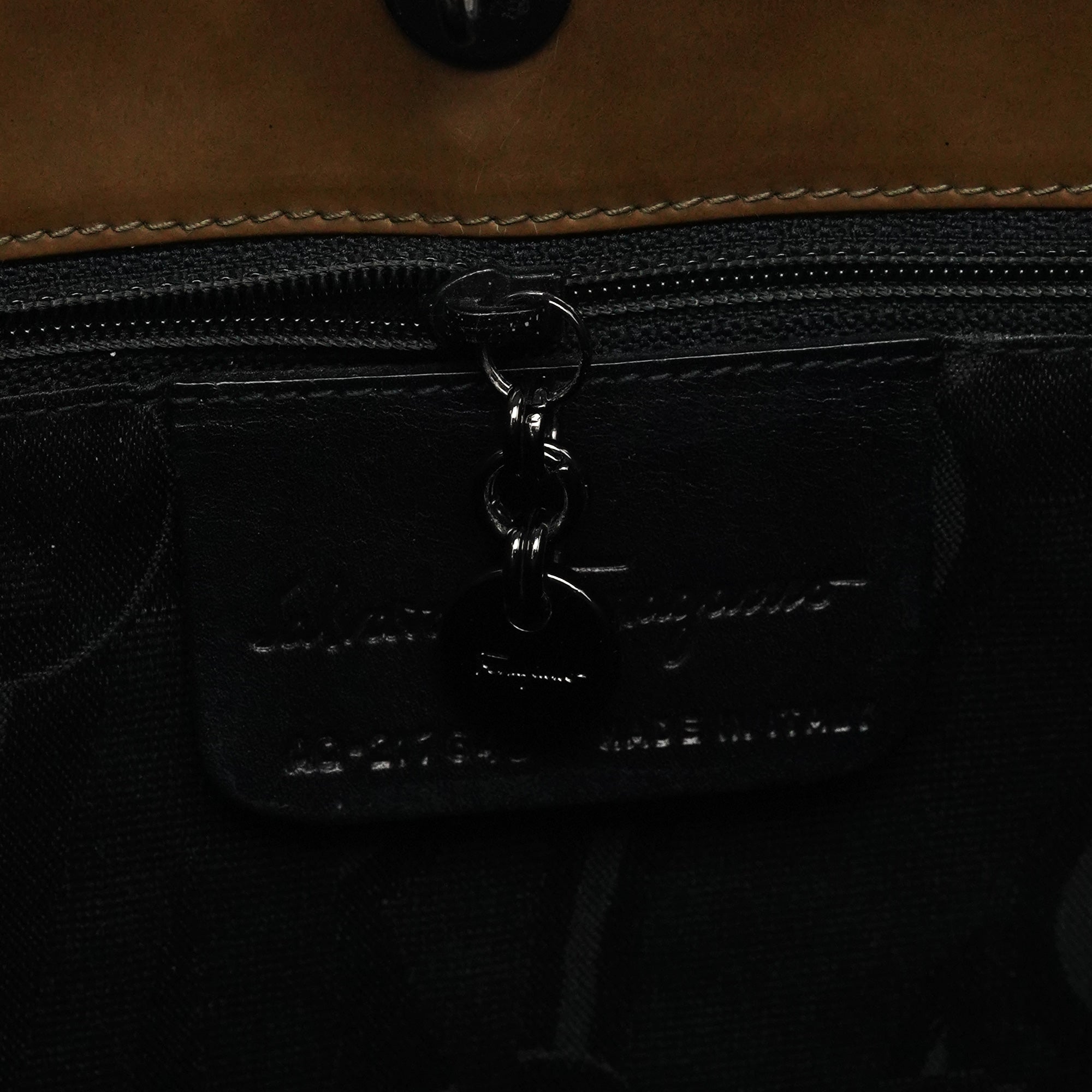 Salvatore Ferragamo Sac porté épaule en cuir verni marron dégradé