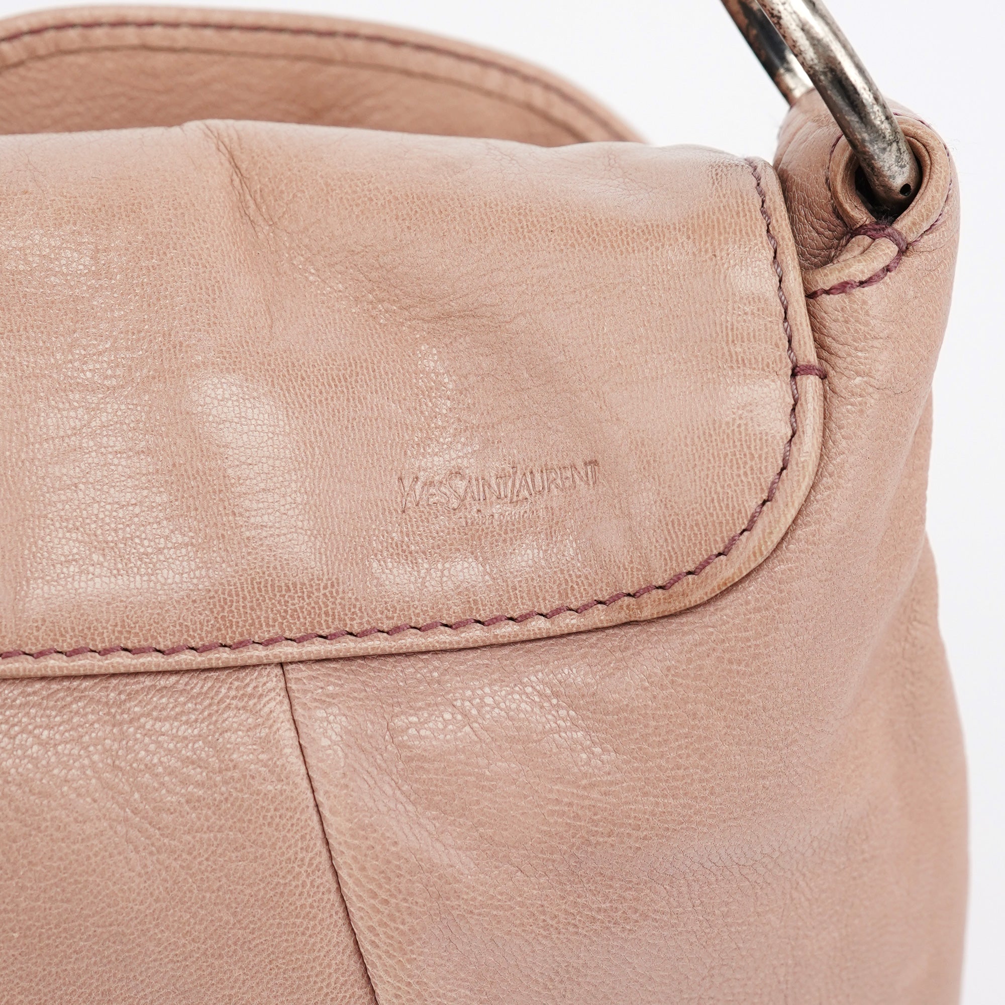 Yves Saint Laurent 2003 Sac porté épaule Nadja en cuir rose poudré