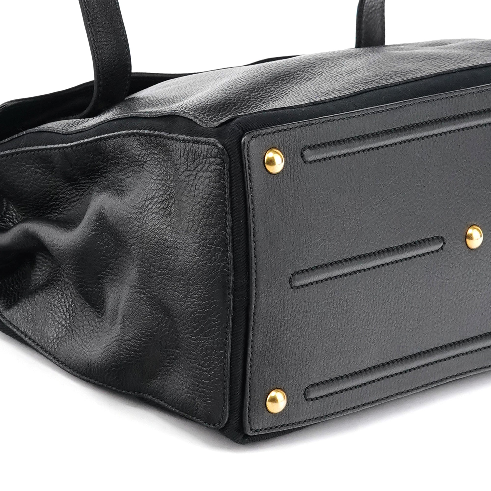 Yves Saint Laurent 229680 Sac Muse Two en cuir noir