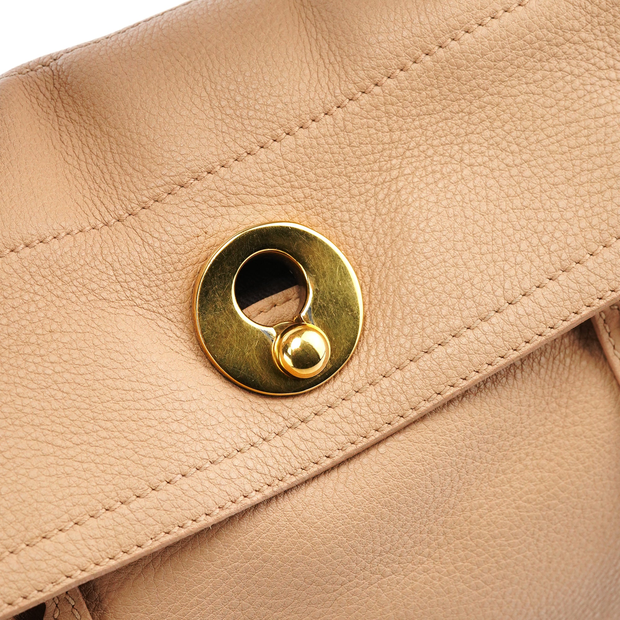 Yves Saint Laurent Sac deux portés Muse Two en cuir beige et marron