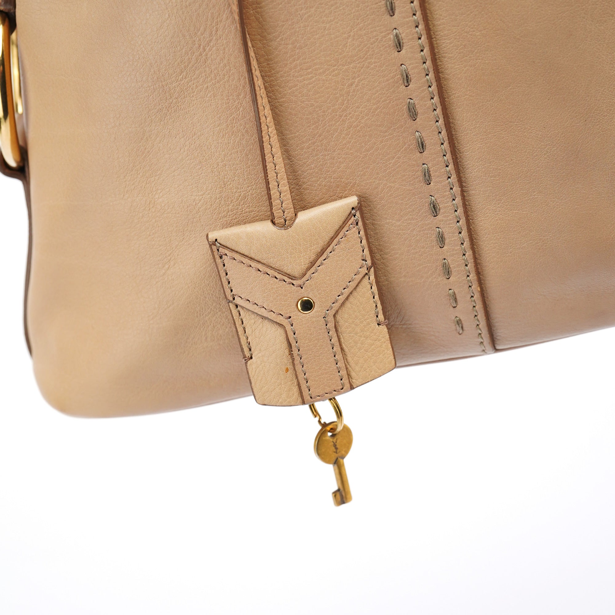 Yves Saint Laurent Sac cabas Muse en cuir beige