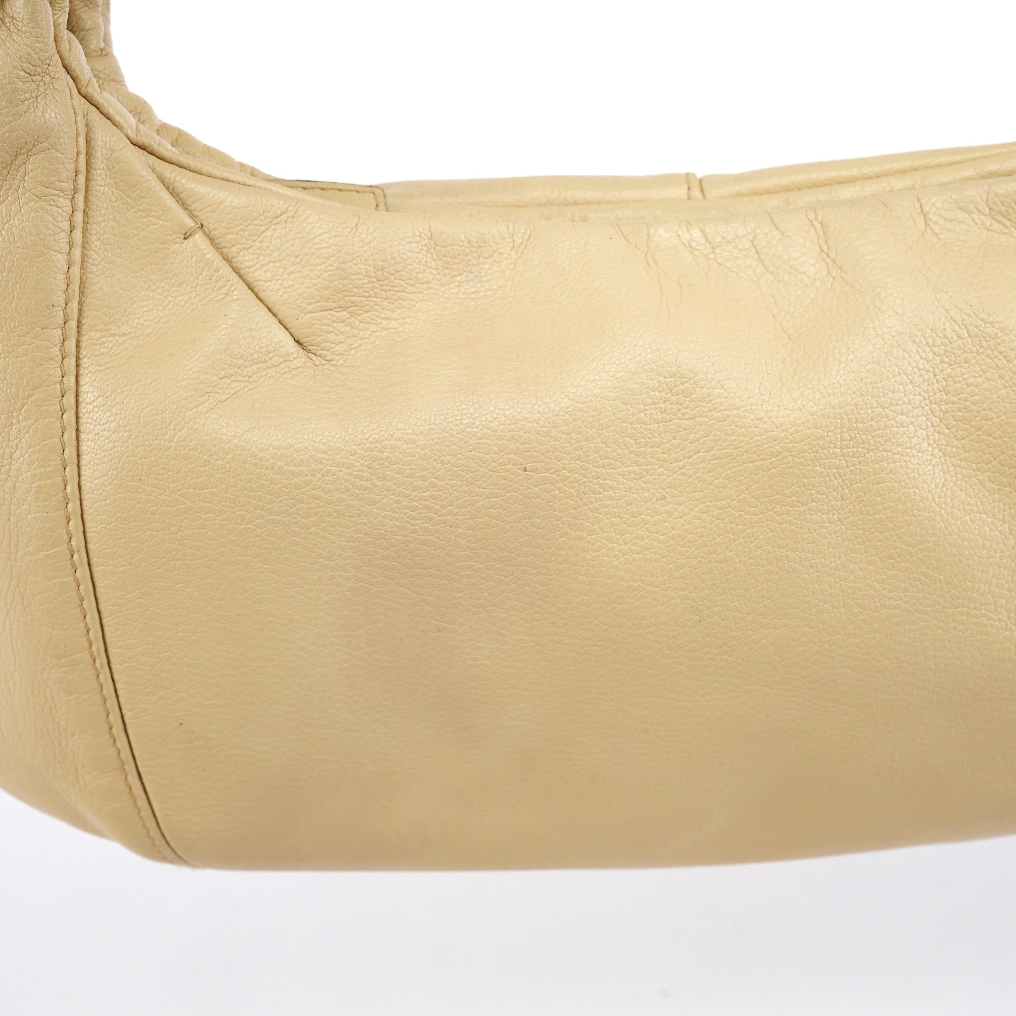 Yves Saint Laurent Sac porté épaule YSL Mombasa en cuir beige