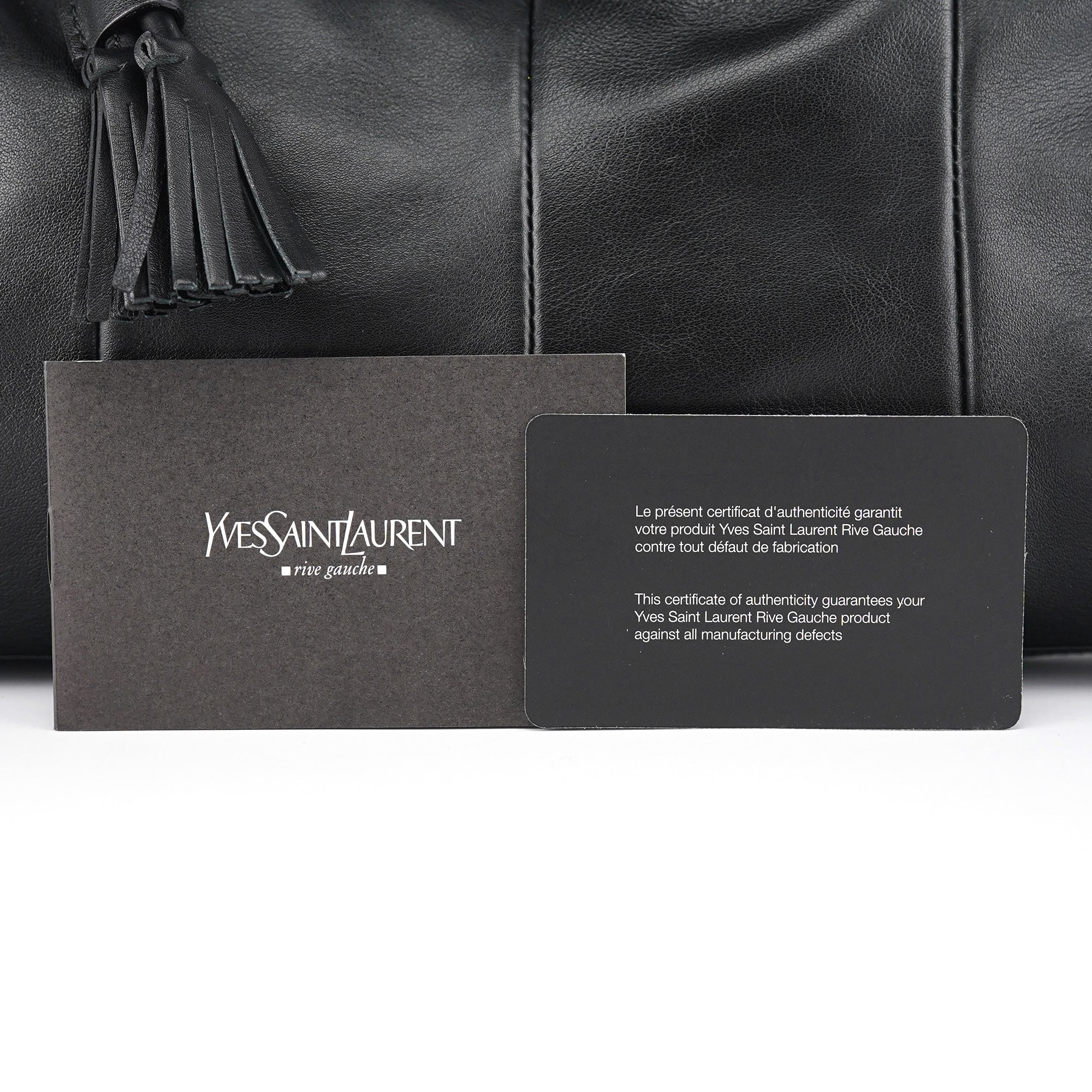 Yves Saint Laurent Borsa a spalla con nappe in pelle di vitello nera