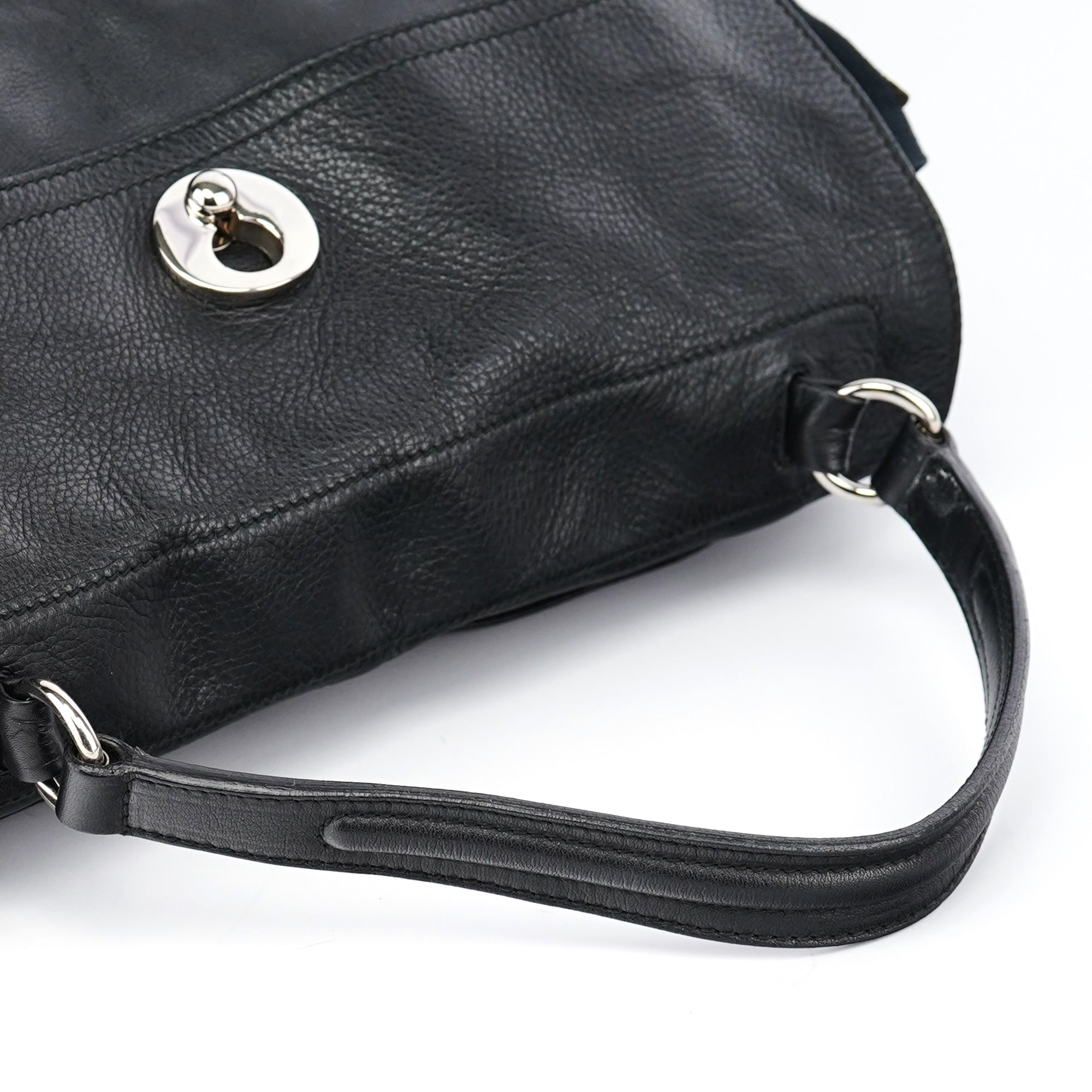 Yves Saint Laurent Große Muse Two Tasche aus schwarzem Leder