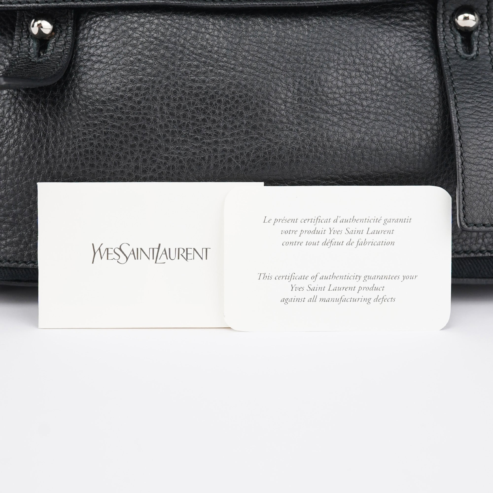 Yves Saint Laurent Sac deux portés Muse Two en cuir noir