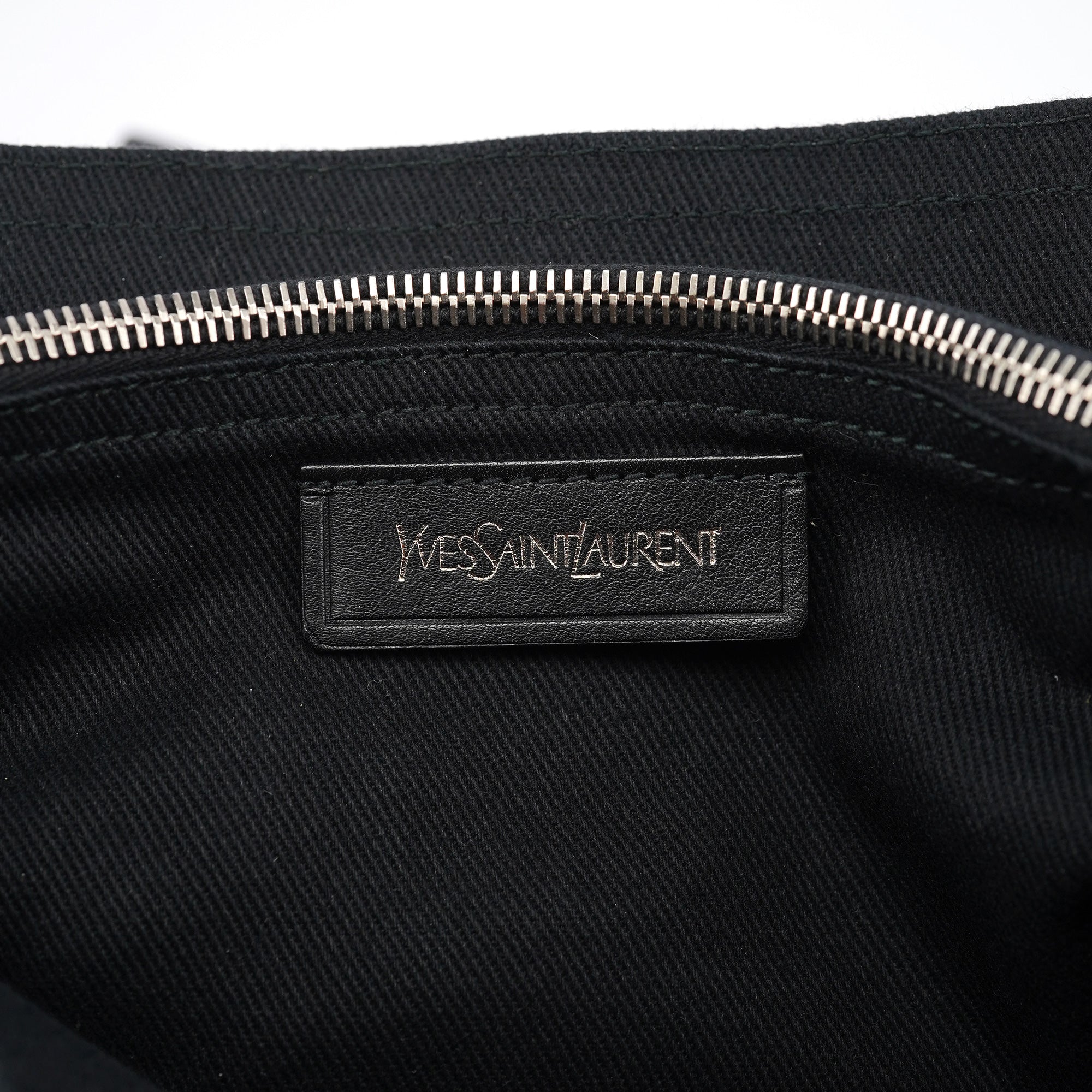 Yves Saint Laurent Sac deux portés Muse Two en cuir noir