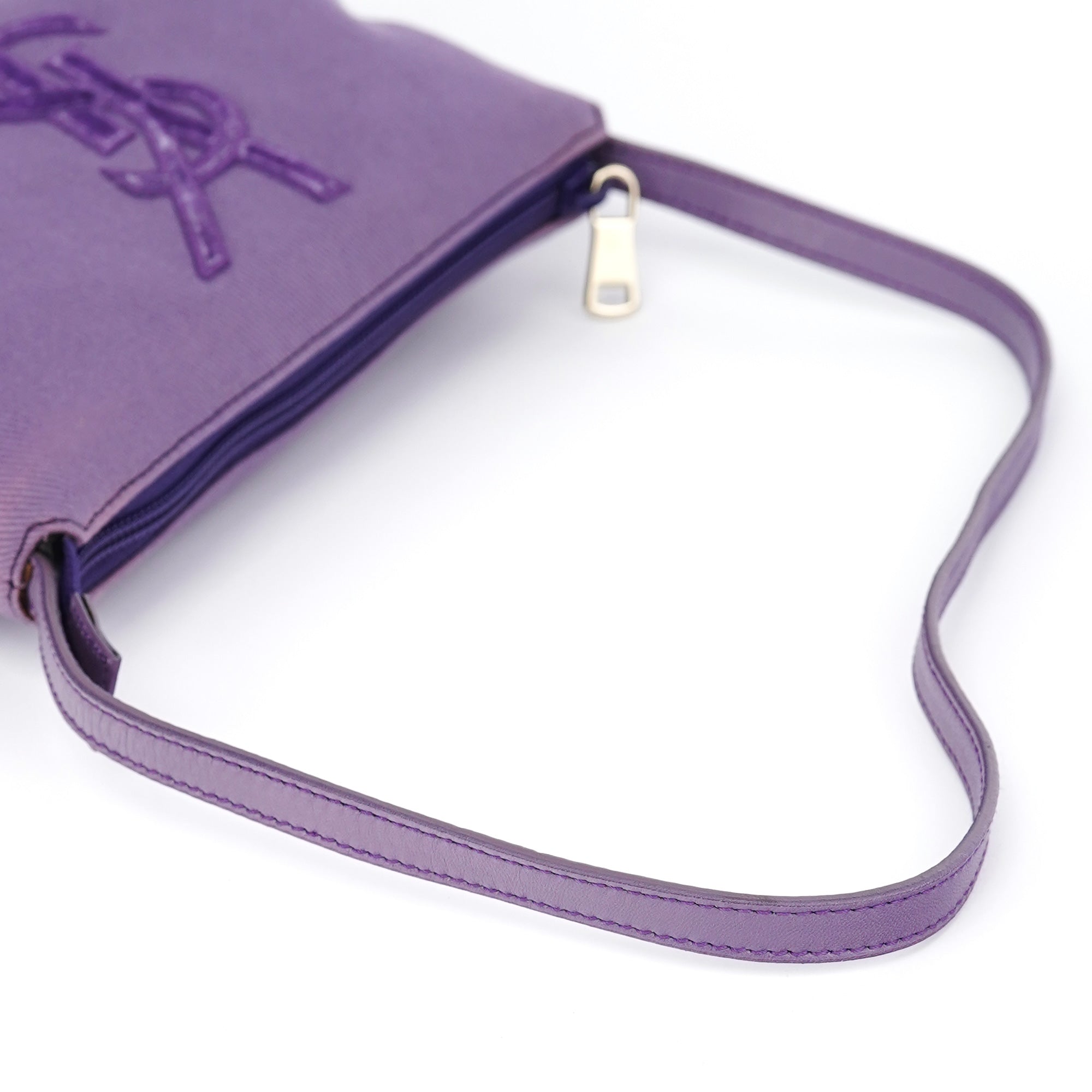 Yves Saint Laurent Sac porté épaule YSL en toile violette